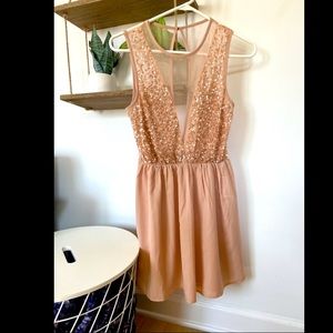 Peach sequin mesh back low-v spring or Easter dress 💐